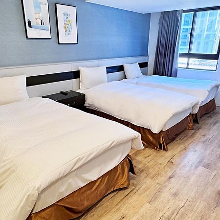 Bonjour Hotel Taichung Eksteriør billede