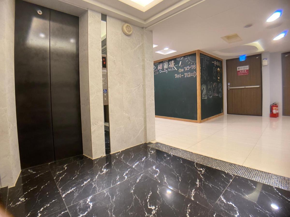 Bonjour Hotel Taichung Eksteriør billede