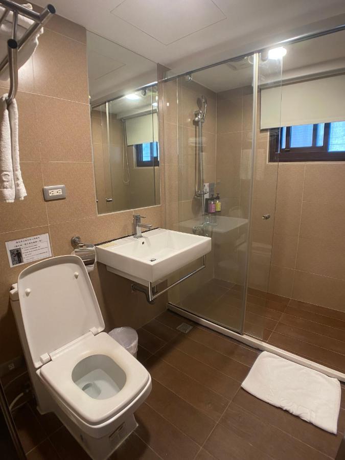 Bonjour Hotel Taichung Eksteriør billede